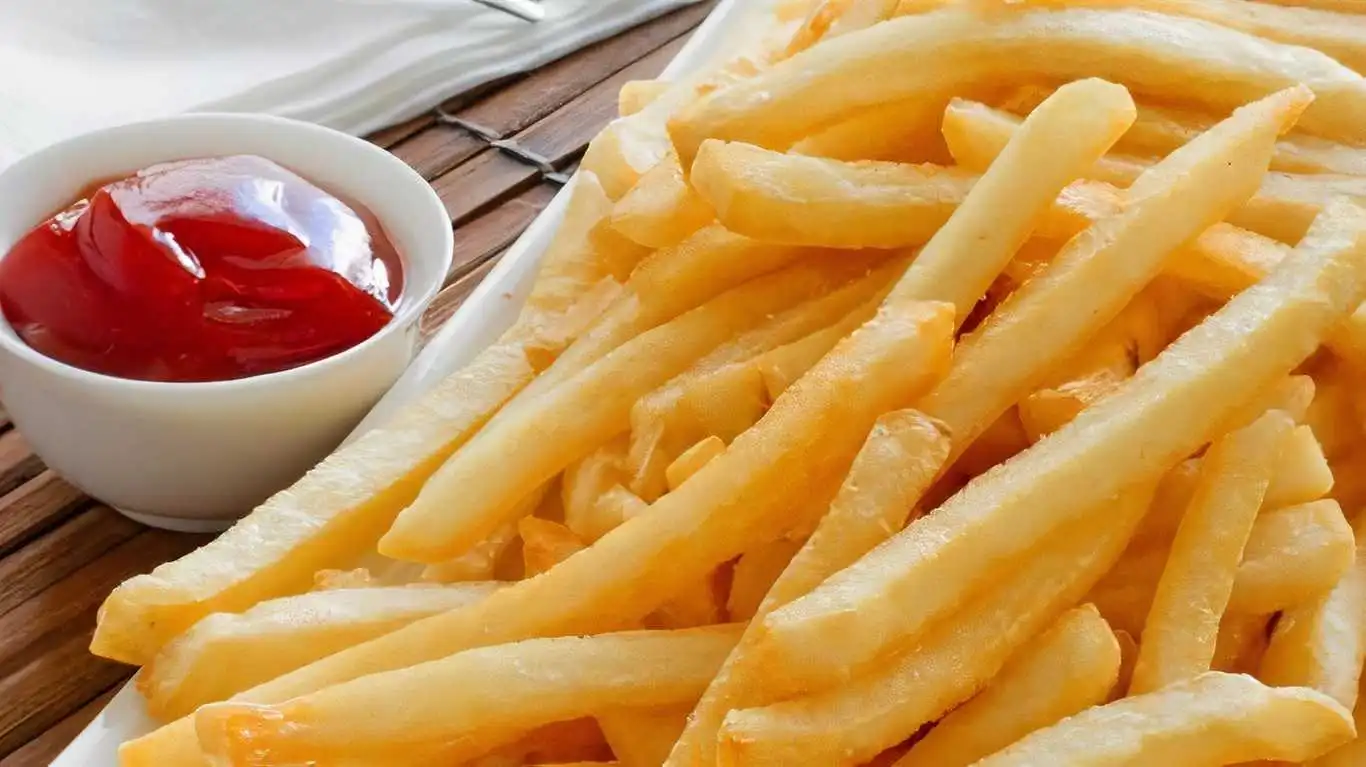 Best hummus and falafel plate in Winnipeg, MB